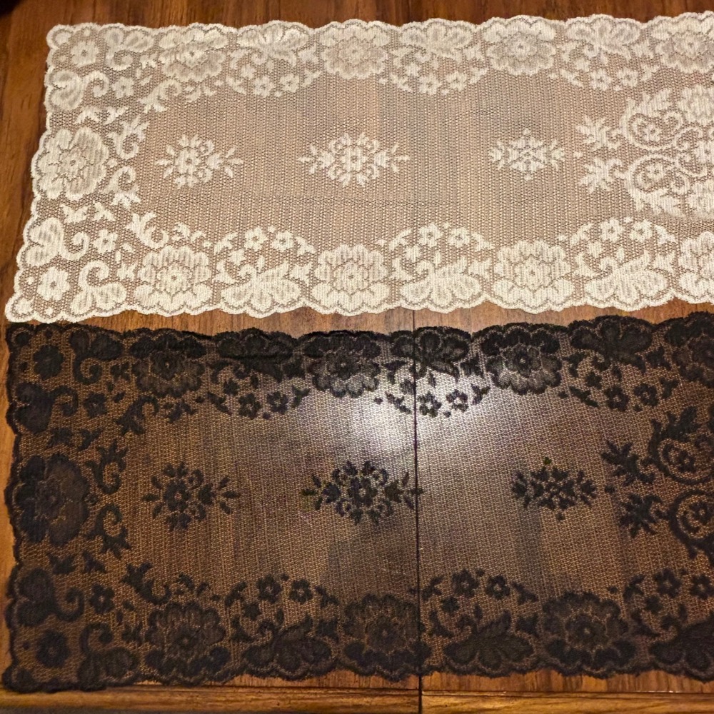 Vintage Black and Ivory Floral Scalloped Lace Table Runner Set 13x52
